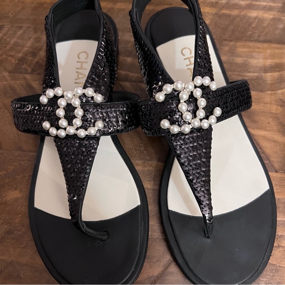CHANEL Sequin Pearl CC Thong Sandals